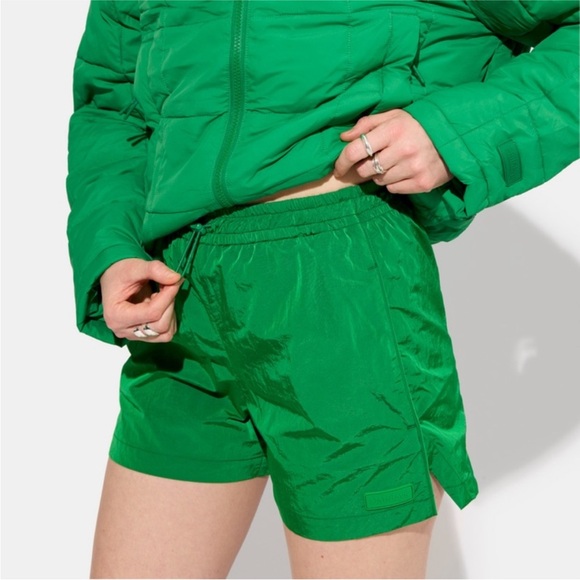 Halfdays Pants - 🍀 NWT Halfdays Adams Nylon Short Kelly Green MEDIUM Verdant 🍀